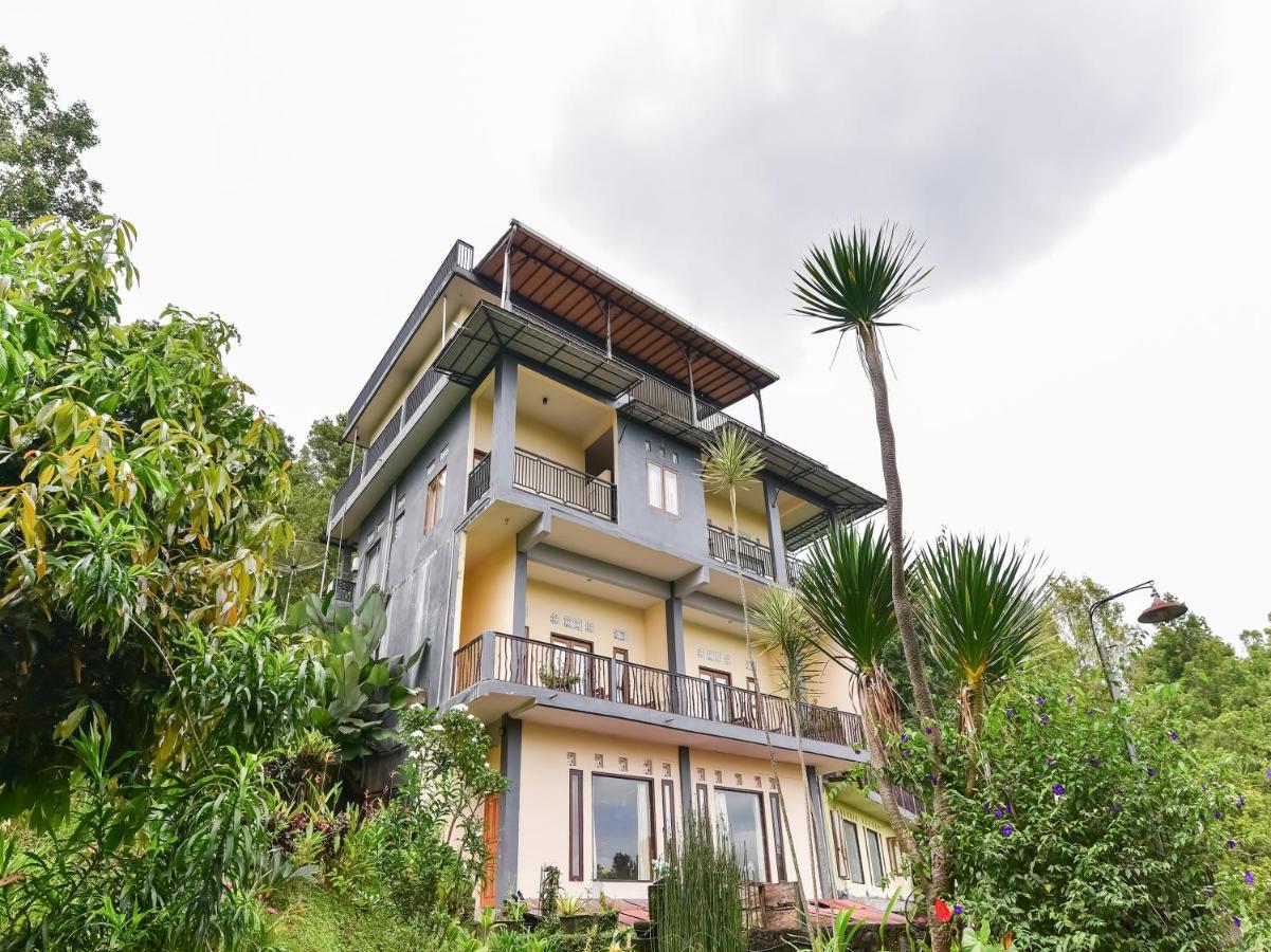 Oyo 91228 Griya Siena Hotel Munduk Екстериор снимка