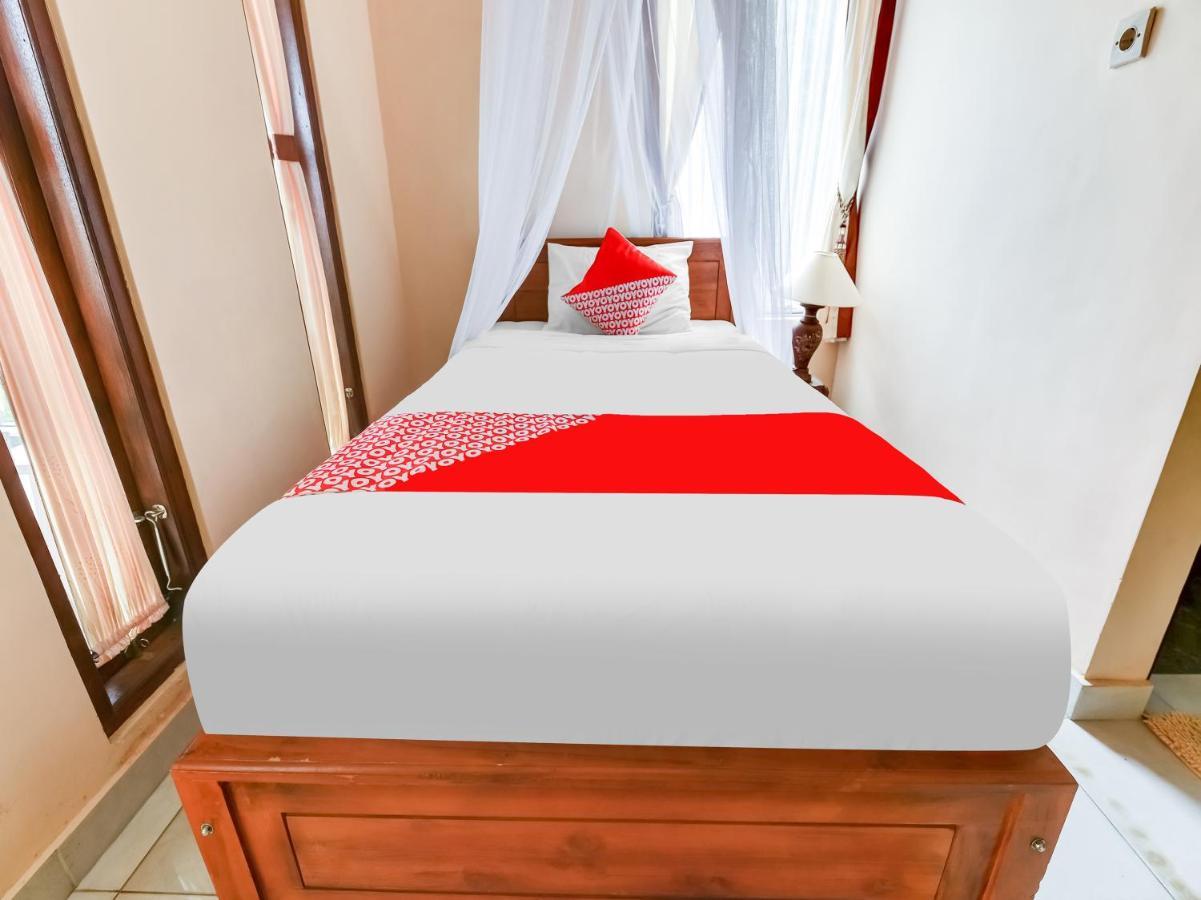 Oyo 91228 Griya Siena Hotel Munduk Екстериор снимка